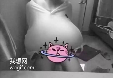 10歲發(fā)育，小學女生畢業(yè)D罩杯，兩坨肉差不多15斤怎么辦？