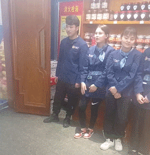 女生的飛吻怎么接？怎么搶？附搞笑表情包