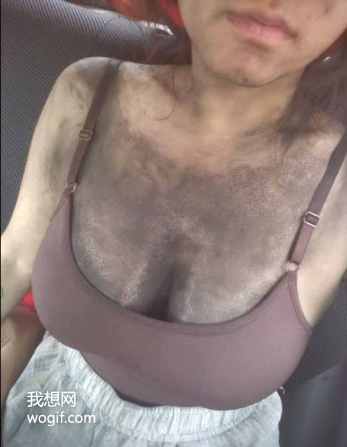 姑娘，以后別去“云南抹黑節(jié)”了，你不是他們的對手（圖）