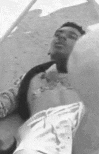 致命國(guó)外車(chē)禍現(xiàn)場(chǎng)：肺出來(lái)了，還在呼吸（GIF）